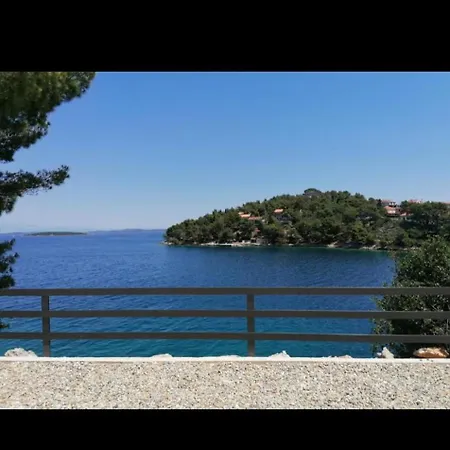 Bella 3 * Sali