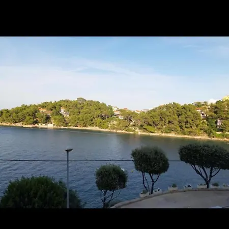 Bella 3 Apartamento Sali