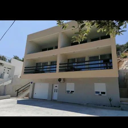 Apartment Bella 3